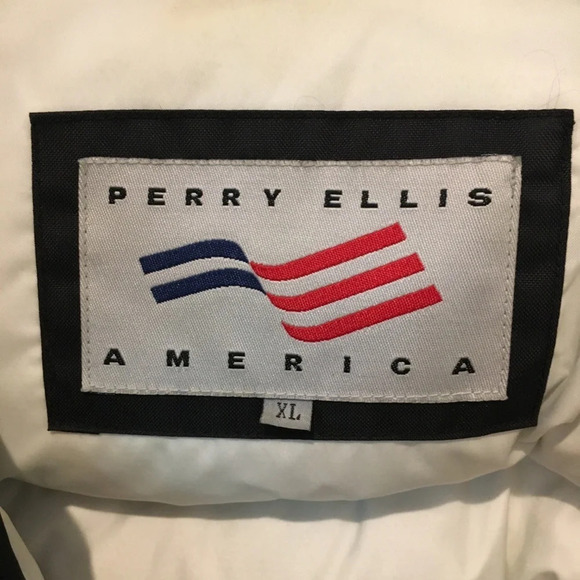 Vintage PERRY ELLIS AMERICA SPELL OUT DOWN JACKET - Picture 8 of 8